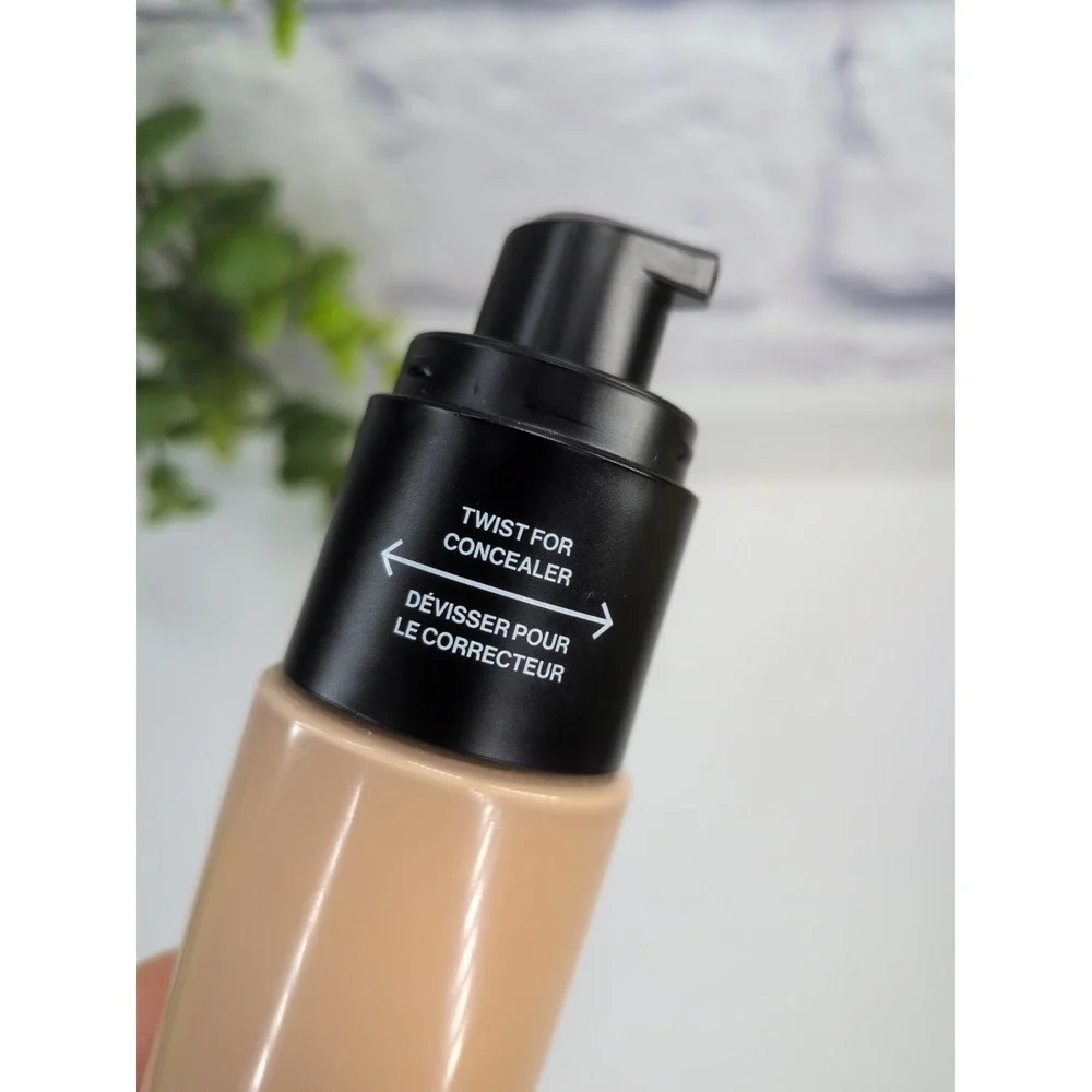 SHADE 8 LIGHT COOL🥰NEW Smashbox Dual Filter 2 in 1 Concealer Foundation .8oz